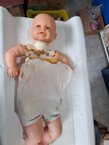 Boneco Pipo pequenos gestos, Sucata.