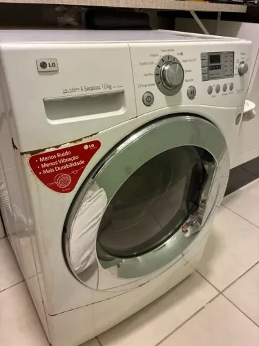 Máquina de lavar roupas