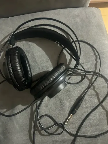 Headphone AKG 52