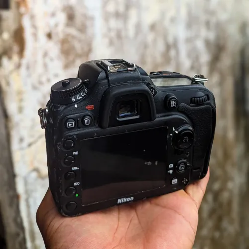 Nikon D7200