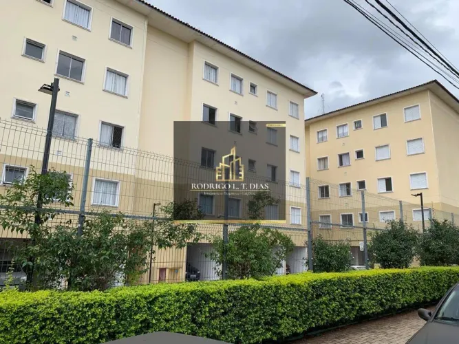 Apartamento em Jundiaí 2 Dormitórios Vaga Coberta Elevador em frente à Fini