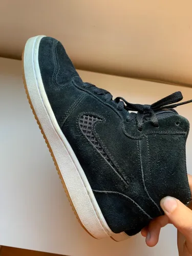Tênis Nike Ebernon Mid 
