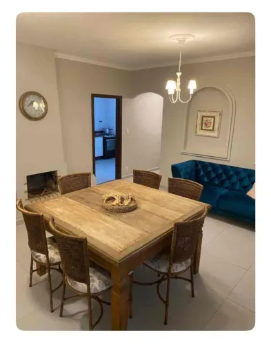 CASA SEMIMOBILIADA COM PISCINA, SACADA AMPLA E ÁREA GOURMET  O ESPAÇO IDEAL PARA VIVER BON