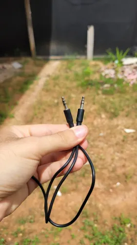 Cabo P2 para caixa de som/fone de ouvido