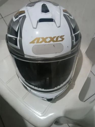 Capacete