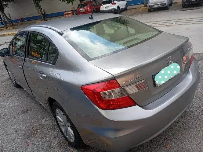 Honda Civic Sedan LXS 1.8/1.8 Flex 16V Aut. 4P 2014