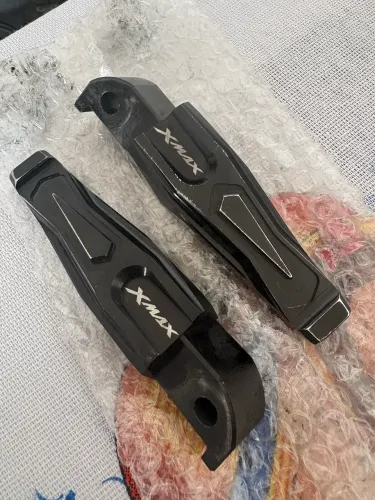 Pedaleira esportiva pra Xmax 250