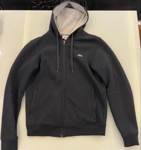 Moletom Lacoste Original tam P preto com capuz importado 