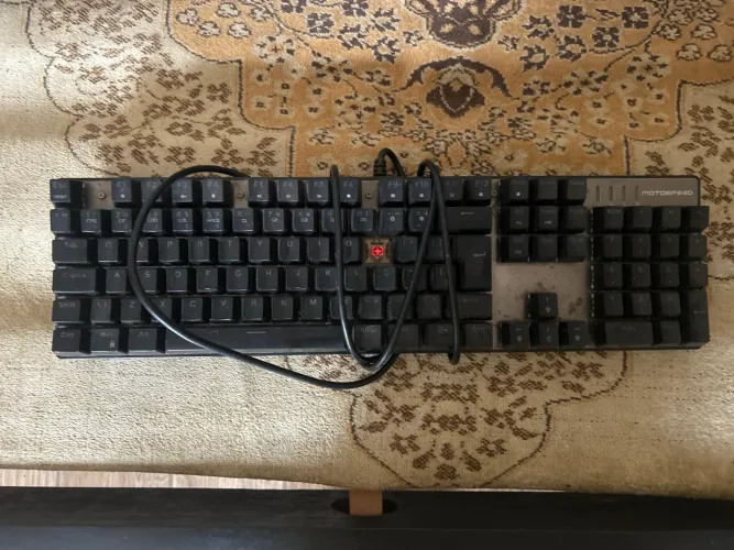 Teclado motospeed ck104 switch red