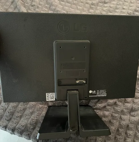 Computador Completo Intel Core i3 + 12GB RAM (Monitor 20" + CPU Gamer + Teclado e Mouse)