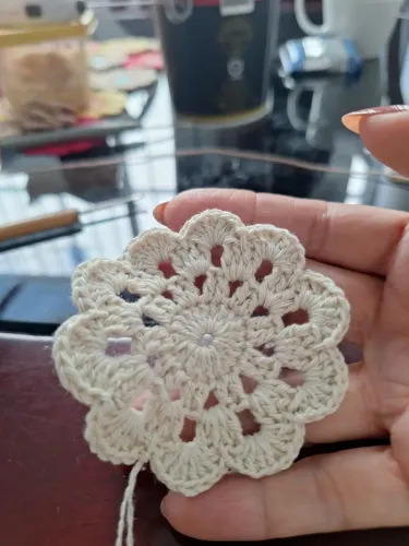 FLOR EM CROCHÊ