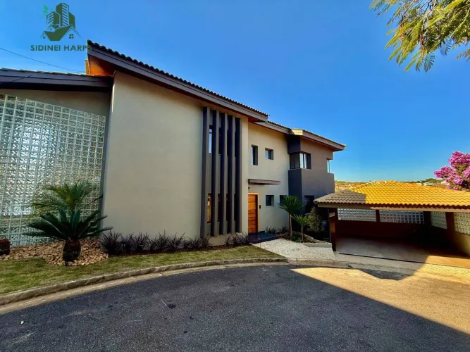 Venda! Linda Casa no Condomínio Euroville 1 - Bragança Paulista SP.