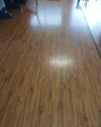 Piso laminado alto padrão