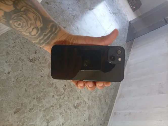 iPhone 13