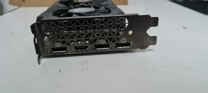 Placa de vídeo GTX 1660 SUPER 