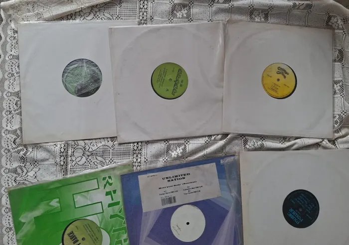 Conjunto 9 discos diversos sem teste