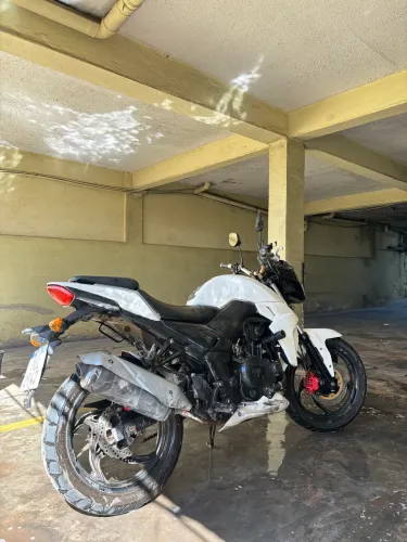 Vendo ou troco Next 250