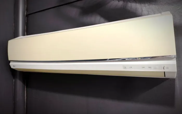 Ar condicionado LG 1800BTUS