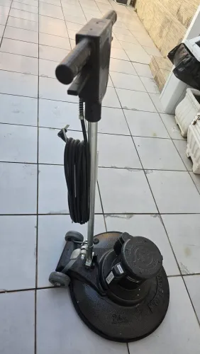 Enceradeira industrial profissional
