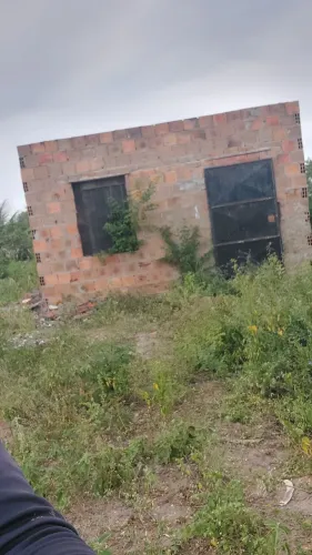 Vendo terreno 5×20 já com casa próximo os condomínios Jardim Europa