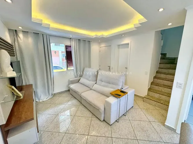 Casa duplex em condomínio fechado 3 Quartos com Suíte | Praça Seca