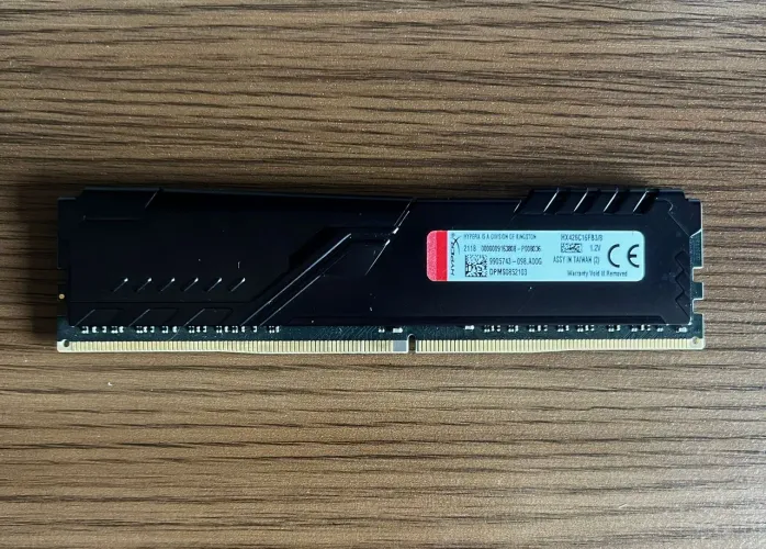 Memória RAM 16GB DDR4