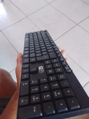 Teclado Gamer FY com Teclado Numérico - USB - Seminovo