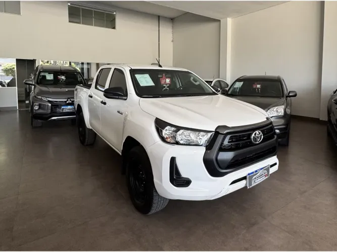 Toyota Hilux CD 4X4 2.8 Diesel Aut. 2025