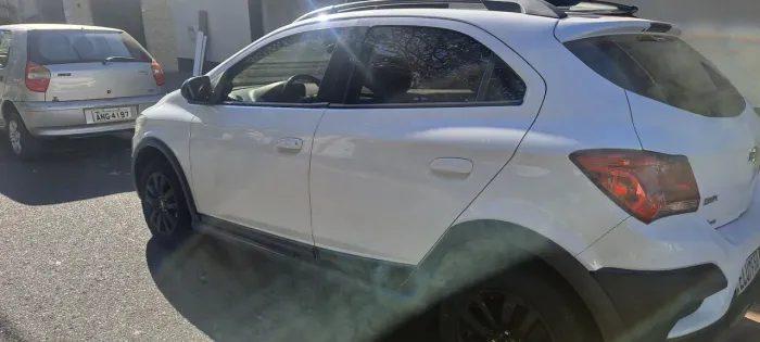Chevrolet Onix Activ 1.4 8V Flex Aut. 4P 2019
