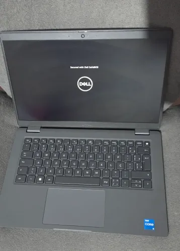 Notebook Dell latitude I5 8 GB RAM SSD 256 