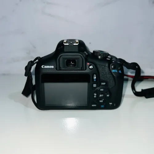CANON T7 *CORPO*