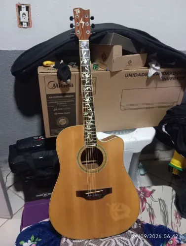 Violão Ibanez modificado por luthier 