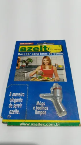 Dosador de lata de azeite antigo lacrado Tex-metal.
