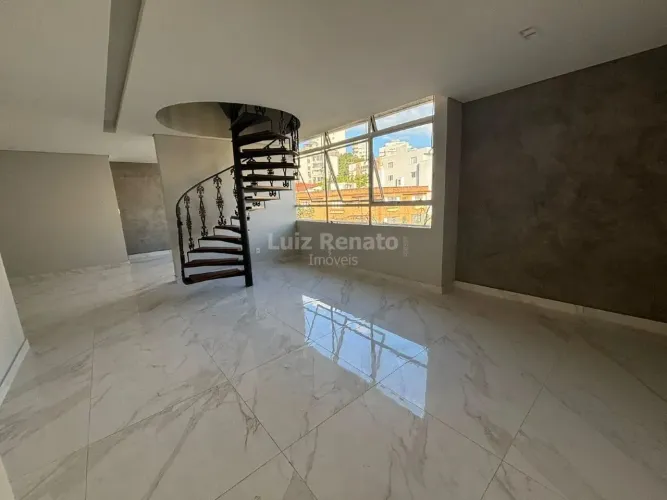 Cobertura triplex para aluguel, 4 quartos, 300m² de área no Grajaú.