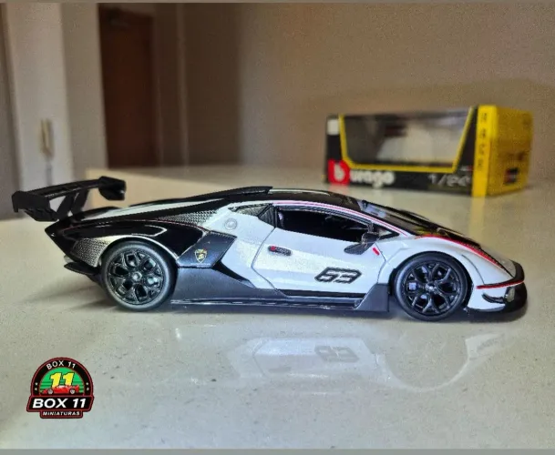 Miniaturas Lamborghinis Bburago 1:24