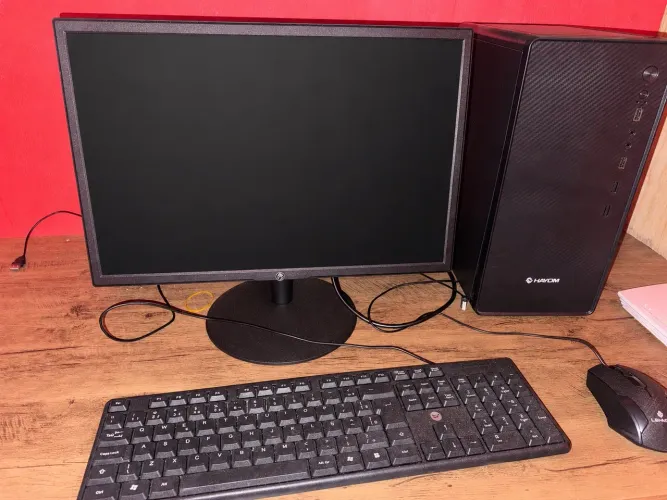 Computador completo i5 e 8GB de ram 