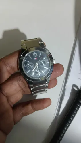 Vendo um relógio Tommy Hilfiger