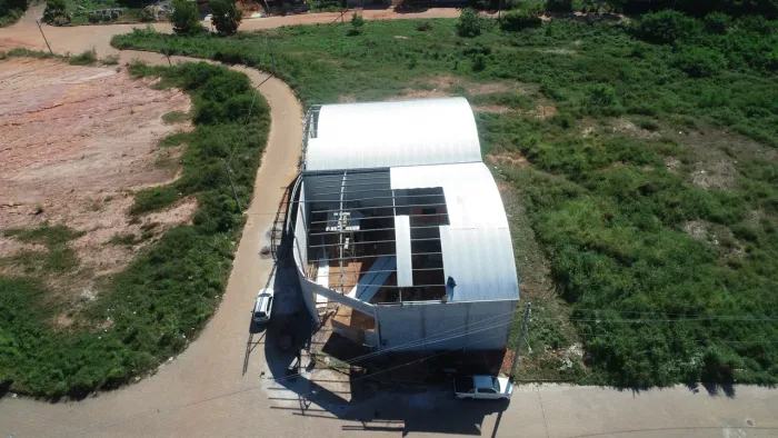 Fechamento de galpão obra completa serralheria 