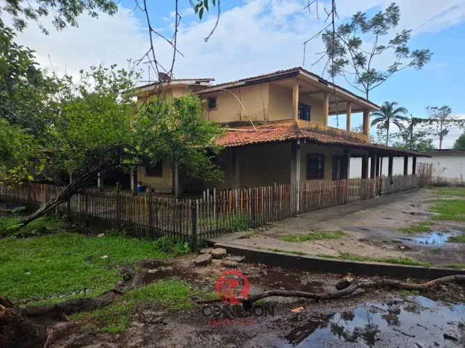 Terreno medindo 50m frente por 72m de fundos, total 3.600m², fundos muro Bougaville, Belém
