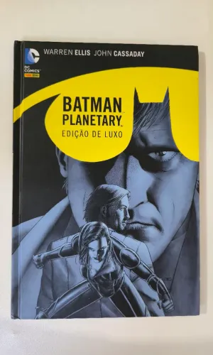 HQ Batman PLANETARY Edição de Luxo WARREN ELLIS & JOHN CASSADAY<br><br>EDIÇÃO DE LUXO