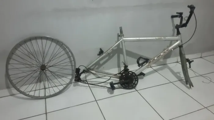 Quadro de aluminio aro 26
