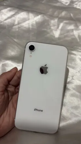 iPhone XR - para conserto/retirada de peças