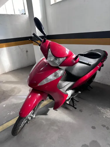 Biz 125 ES