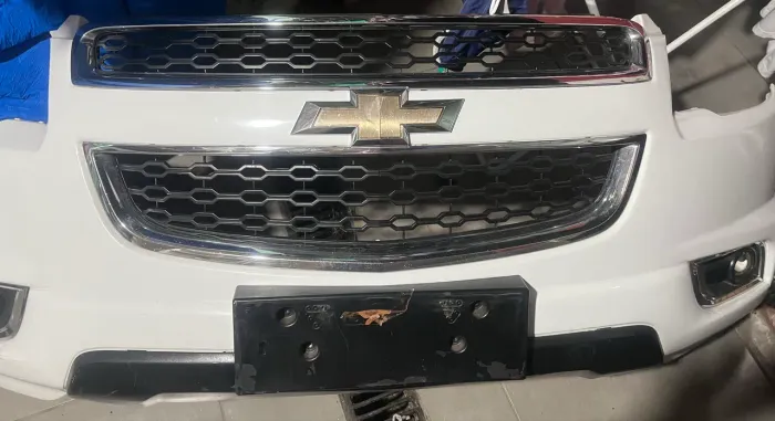 FRENTE COMPLETA TRAILBLAZER 2014