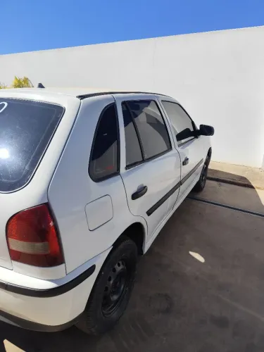 Volkswagen Gol 1.0 Plus 8V 4P (álcool) 2002