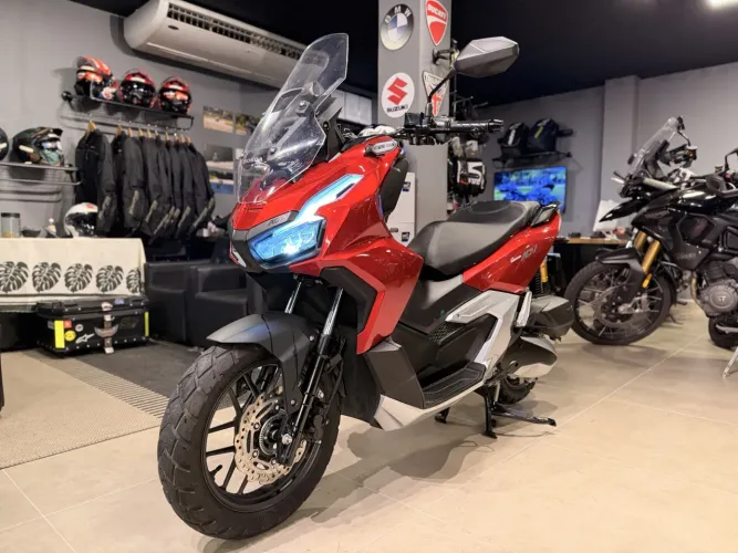 Honda Adv 160 2025