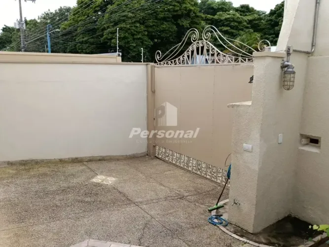 Casa com 4 quartos em - Taubaté - SP