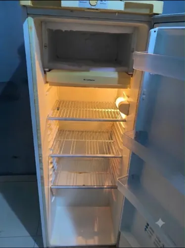 Geladeira Continental 