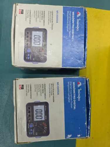 Megômetro digital Minipa MI-I000A
