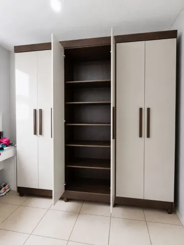 Guarda roupa casal grande em MDF ENTREGO e MONTO